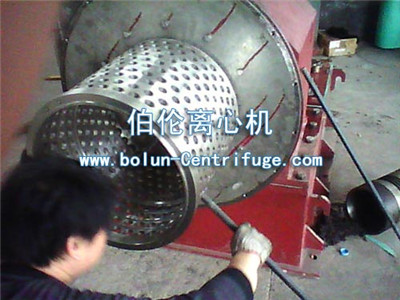 HR400型臥式活塞推料離心機轉鼓維修